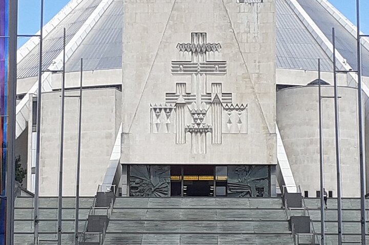 A Hope Street Stroll: A self-guided tour from the Metropolitan Cathedral to LIPA - Photo 1 of 6